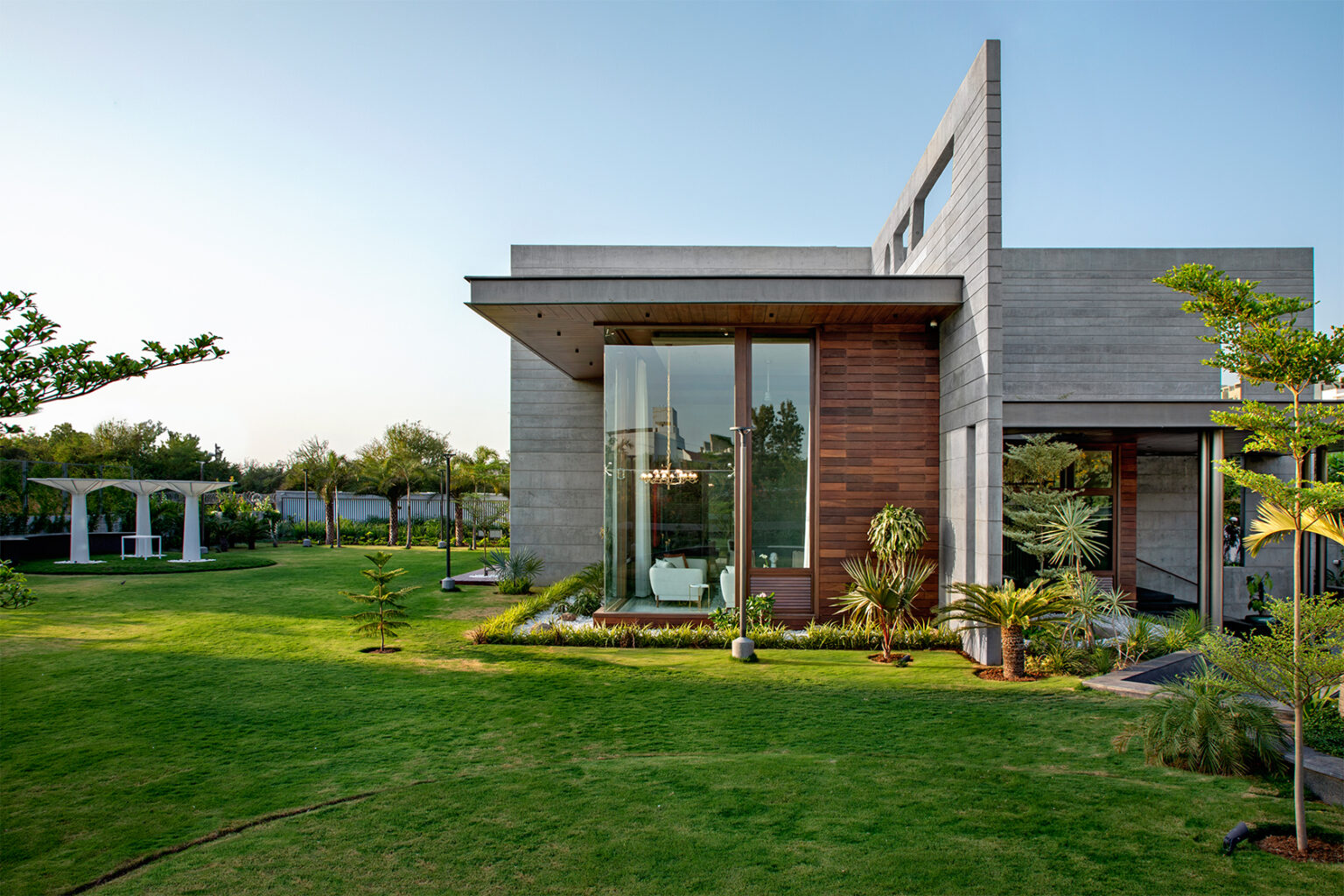 Ankit Shah Residence - Residential Projects - a balance between natural ...